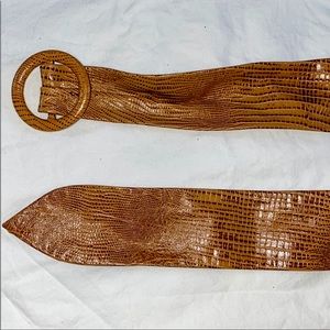 Vintage leather brown snakeskin design belt
